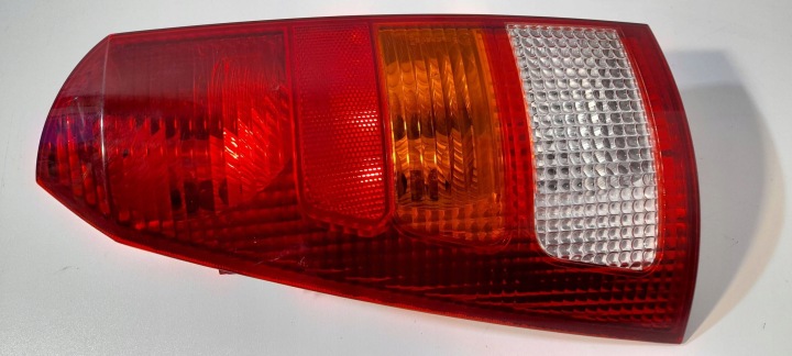 Ford Focus MK 1 Kombi light rear left XS4X13N004EC (R439)