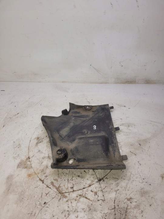 fedél fedél alváz bal AUDI A4 B8 8K0825201E *3*