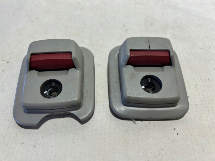 KLAMRA ZAPIECIE supports rear part right left 2308600096 MERCEDES SL R230 KOMPLET