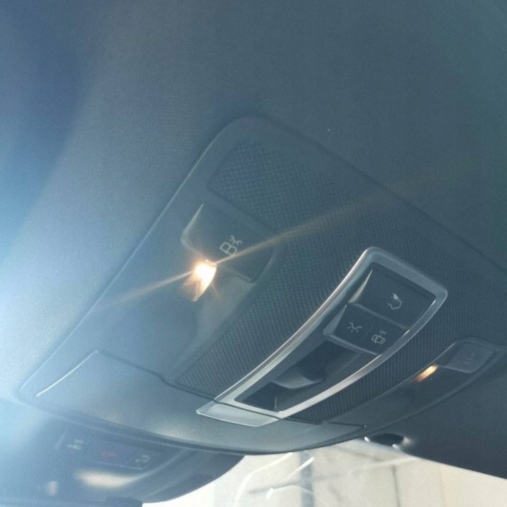 Mercedes-Benz GLE AMG (W166 - C292) Úložný priestor v strope A1669004115 14