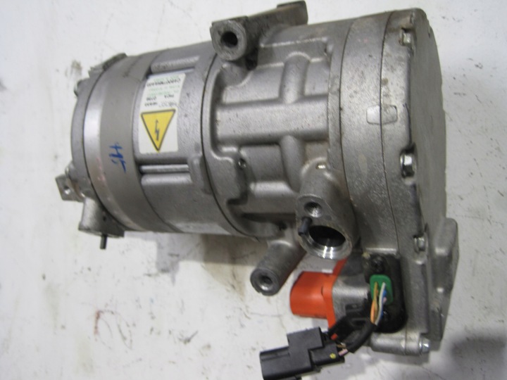 compressor of the air conditioning HYUNDAI SANTA FE IV CA600TMHAA03