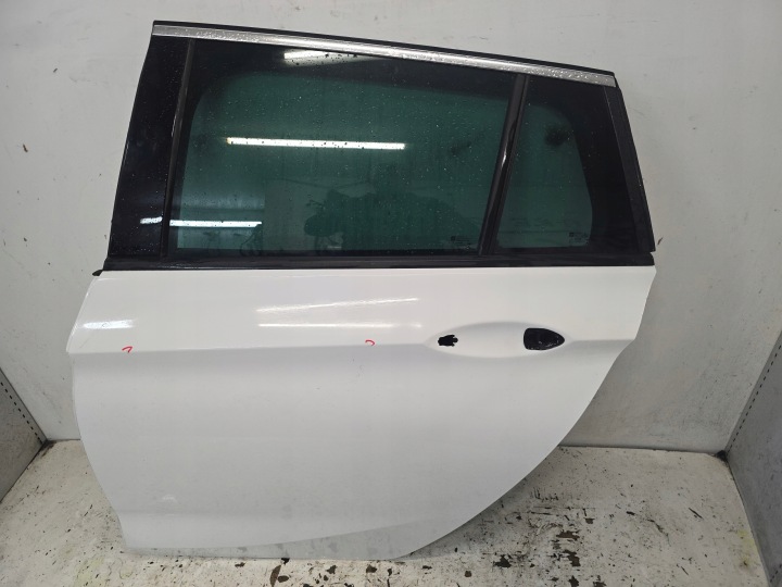OPEL ASTRA K 5 V KOMBI Tür links heck links hinten Y40R BIALE