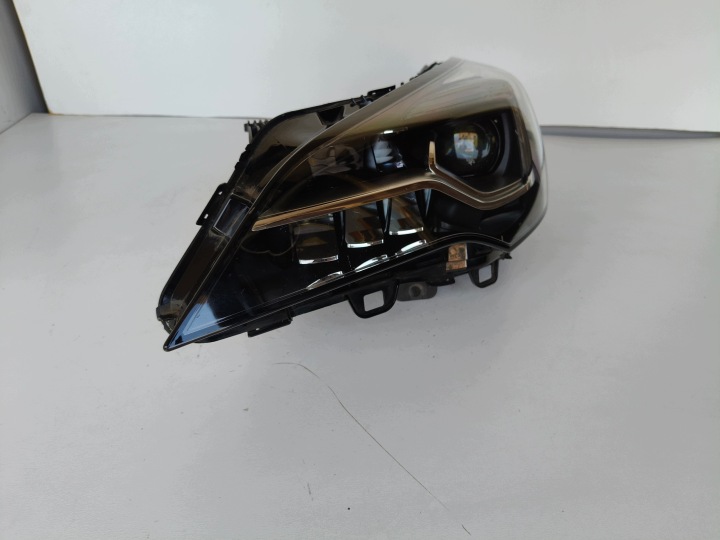 feu gauche REFLEKTOR OPEL ASTRA V K 15- FULL LED INTELLI LUX