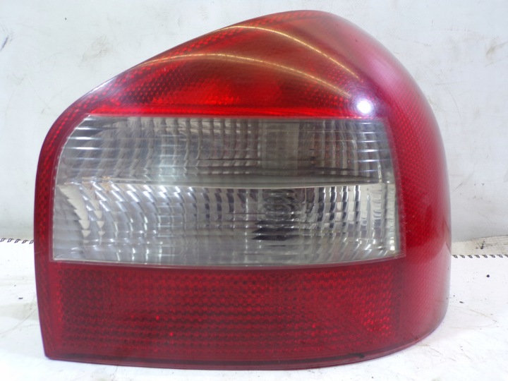 Licht hinten heck rechts AUDI A3 8L (7) (K)