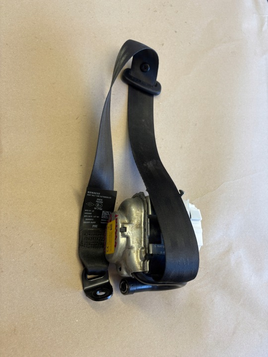 RENAULT AUSTRAL tension belt safety left rear part 888400159R damaged.