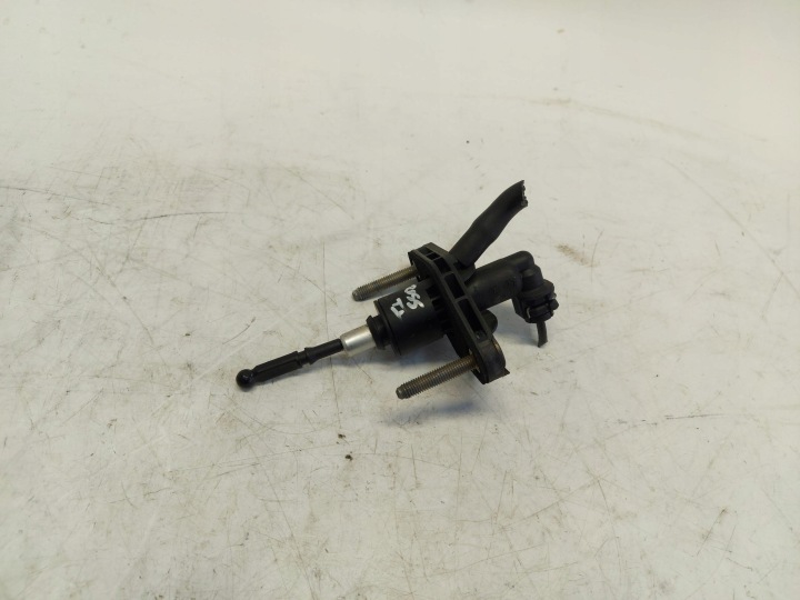 Suzuki SX4 S-cross II, 2023r Pumpe Pumpe der Kupplung suzsx4s-cross038376
