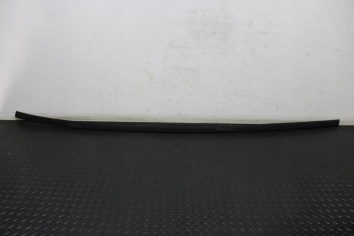 Leiste Schutzleiste dach rechts MERCEDES CLA II 2 W118 AMG A1186906000