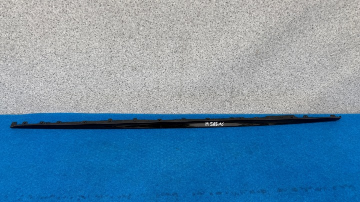 BMW 1 F40 m-packet MSP levá LISTEWKA lišty PROGOWEJ krytka H585AC