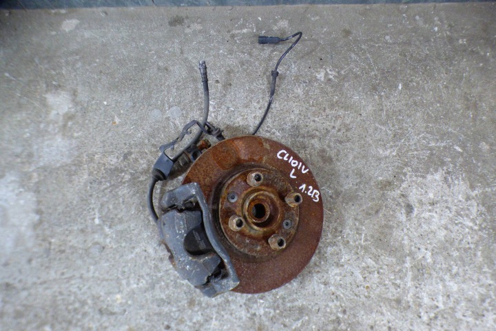 schenkel Reifen Räder links vorne 23 frezy st.BDB 100% PROSTA Renault Clio IV 1.2 B