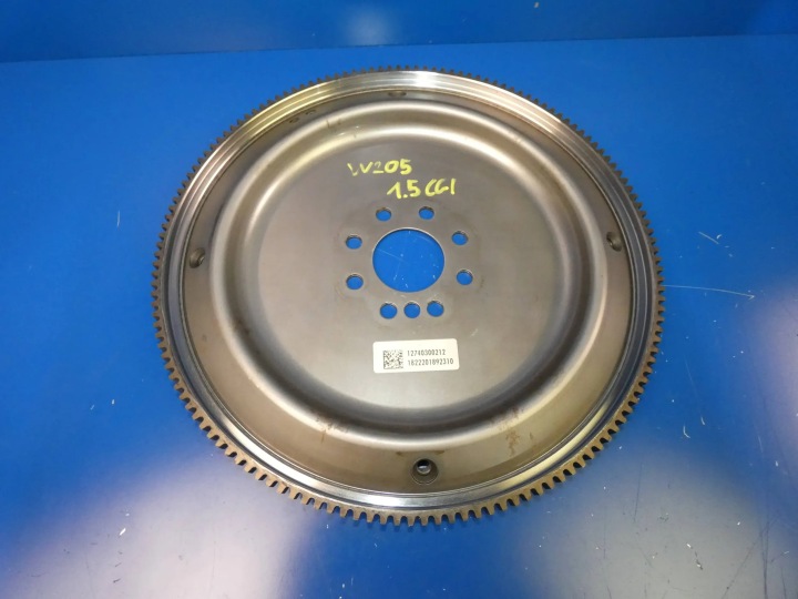 Mercedes C KLASA C205 W205 1.5 CGI wheel flywheel