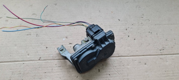 A6 C7 4G LIFT throttle flap of an exhaust 2.0 TDI 3Q0253691F A7 4G VW AUDI