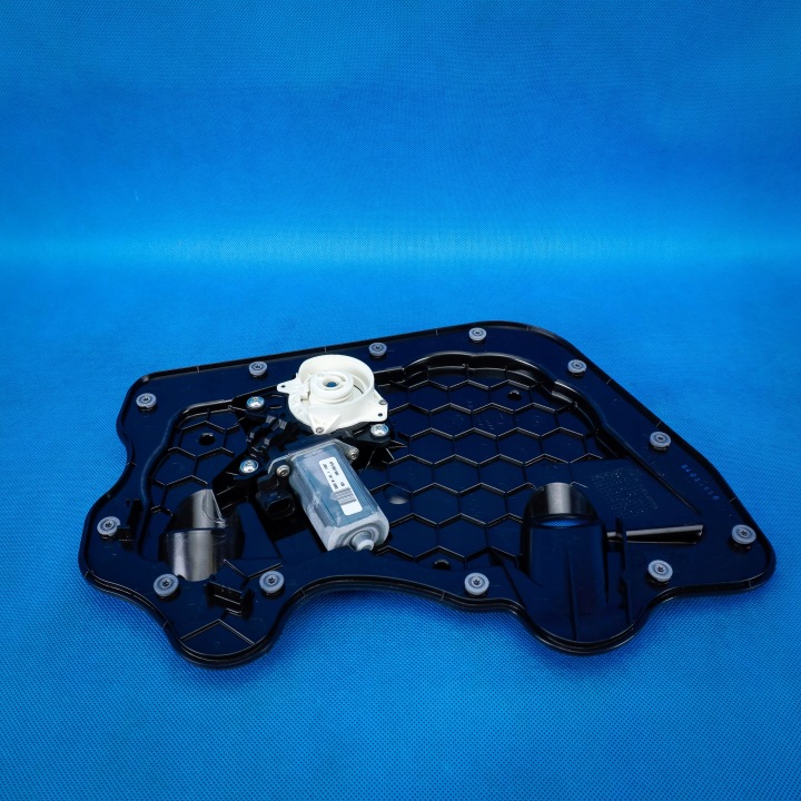 engine dociagu door Audi A6 A7 A8 S8 4H 4F0837060 4H0837916A
