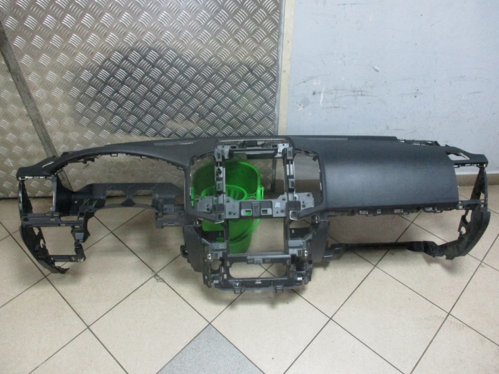 zračni jastuk airbag armatura konzola Toyota Land Cruiser 200 V8