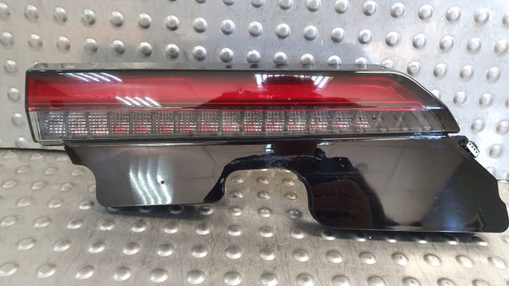 light rear part right VOLVO C40 to the bonnet 21- 32365673
