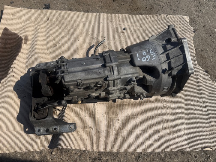 BMW E60 E61 3.0B M54B30 gearbox, 6 of the gear MANUAL 7583768 0042653BEG