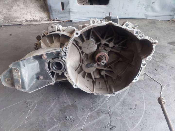 Převodovka VOLVO S40 a LIFT 01023766