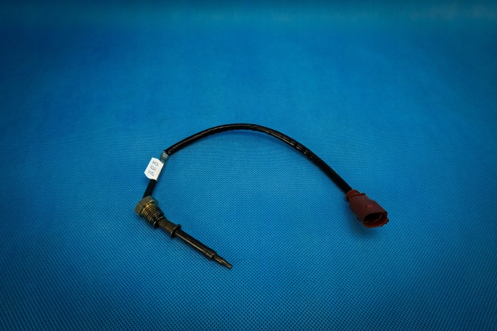 sensor of the gas Audi A6 4G Lift A7 Q7 4M 4M0906088K