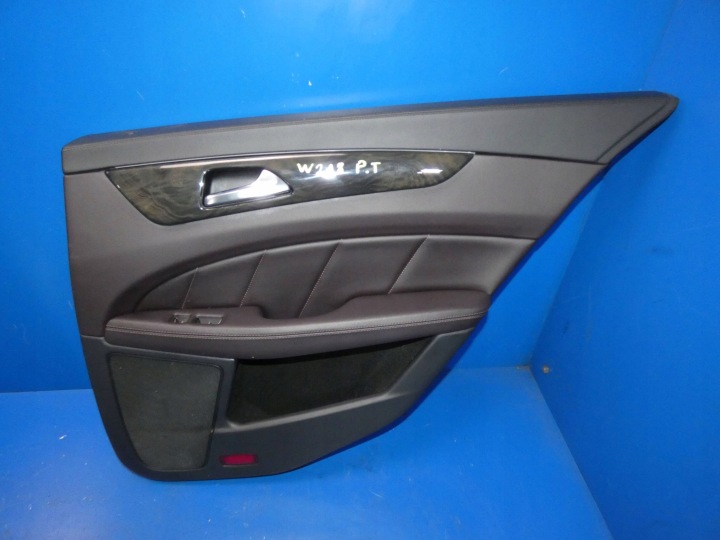 MERCEDES CLS W218 bok dveře tapacír pravý záď BRAZ