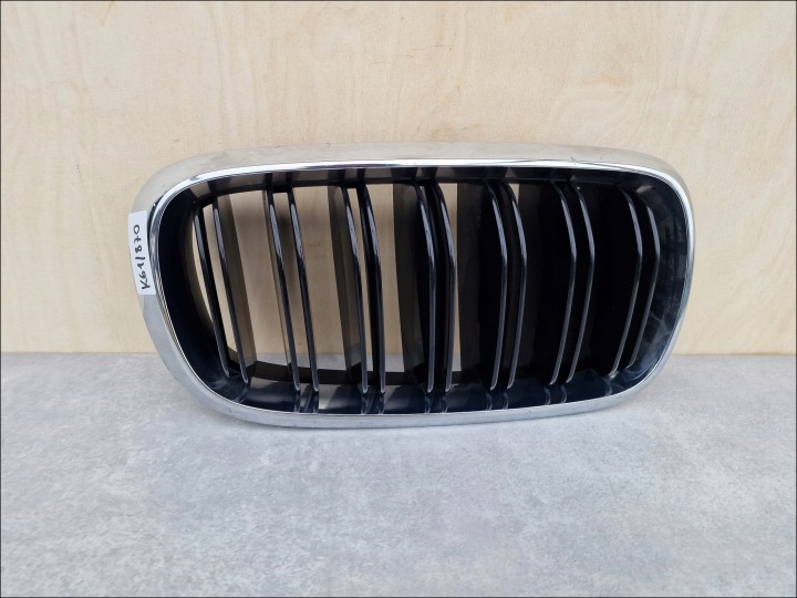 BMW X5 X6 F15 F16 F86 X5M X6M pravá Mriežka Ladvinka maska BDB K61/870