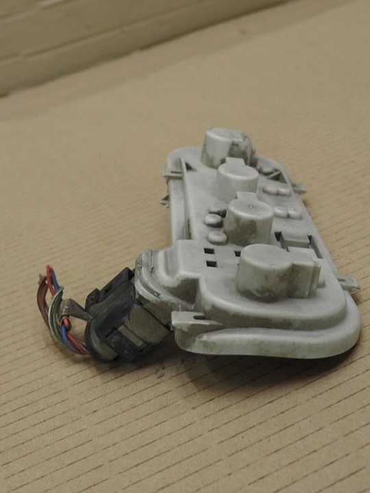 LAMPIDE TOETUS AINULT AUDI A4 B6 AVANT COMBI EUROPE 8E9945258 12