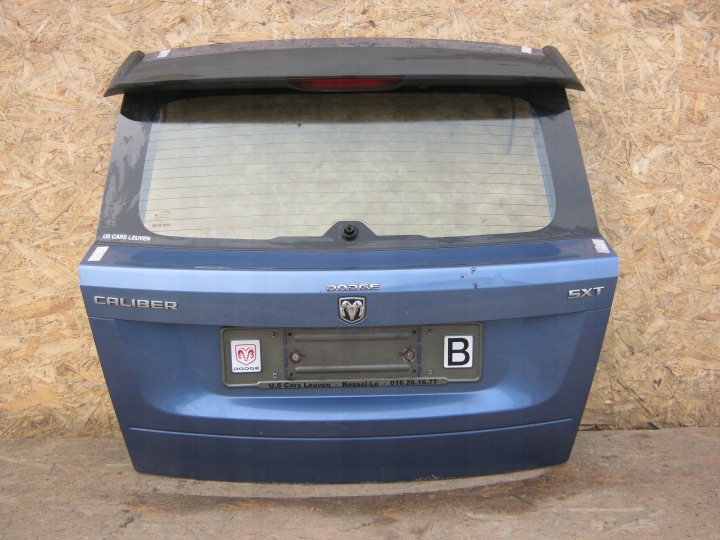 kapota záď zadní Dodge Caliber