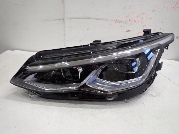 FEUX PHARE AVANT AVANT GAUCHE VW GOLF VIII 2020- FULL LED 5H1941035J