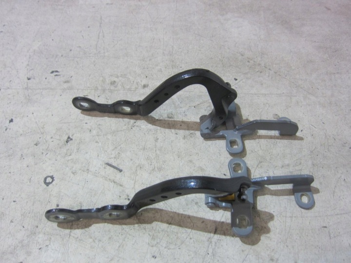 BMW X3 G01 hinge bonnet boot right left 7494944 7397316 41007494943