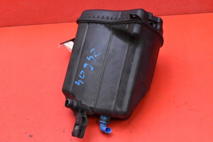 Ausdehnungsbehälter 7601949-03 BMW F10 F11 2.0 D 218 KM 09-13
