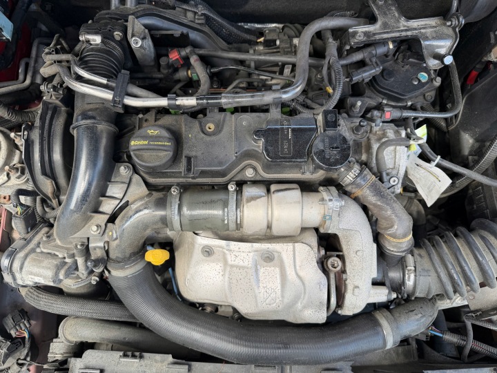 Motore VOLVO V60 S60 II V70 1.6D D4162T 115KM completo
