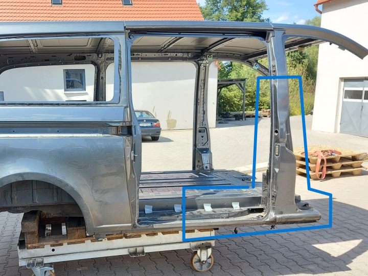 Mercedes w447 Vito V220d, Seitenschweller Säule rechts mitte b ciety