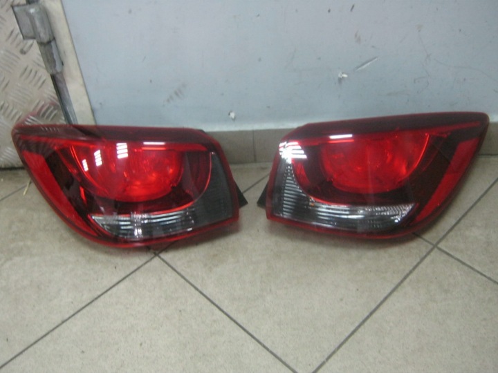 Licht heck hinten links Mazda 2 14-17