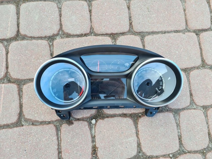 Boîte Instruments tachymètre compte tours diesel tarczki Opel Astra K V