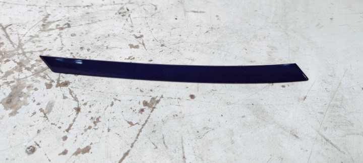 moulding Z of a fender left AUDI A1 8X 8X3853377A LX5Q