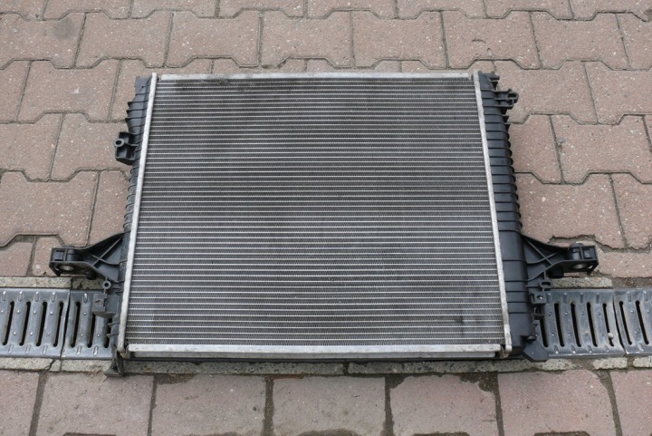 Radiatore motore usato VOLVO XC90 e 1 2.9 BI-TURBO 272KM 02-06r. NISSENS 65613A