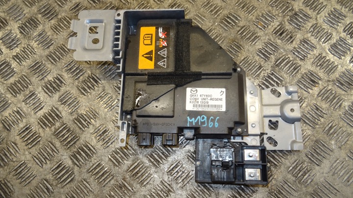 Steuergerät Batterie GKK1 67Y60C MAZDA 6 GJ III 13R