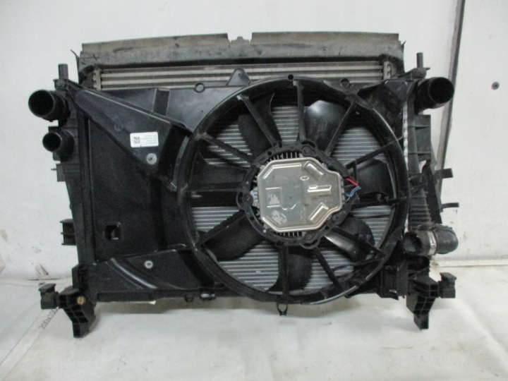 Komplet der Kühler Lüfter Jeep Compass II 2,0 MJTD 17r- 68249186AC