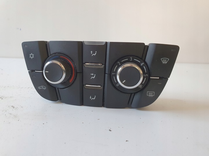 OPEL ASTRA J MERIVA B PANEL of the air conditioning 13360099