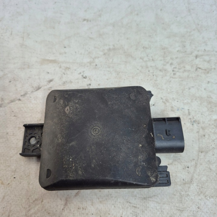 VW AUDI SEAT SKODA 2Q0 RADAR SENSOR DISTRONIC 2Q0907685A