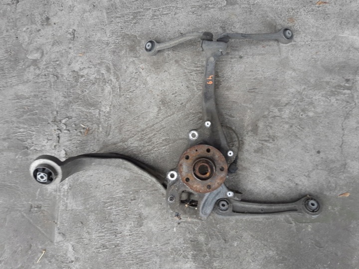 AUDI A4 B8 A5 8T A6 C7 A7 Achsschenkel Radnabe Radlager rechts rechts vorne 8K0407258E