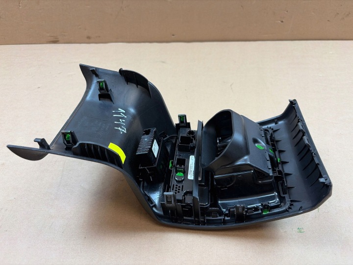 2022 Zetel Leon IV Element van de centrale console 5FA864298 7