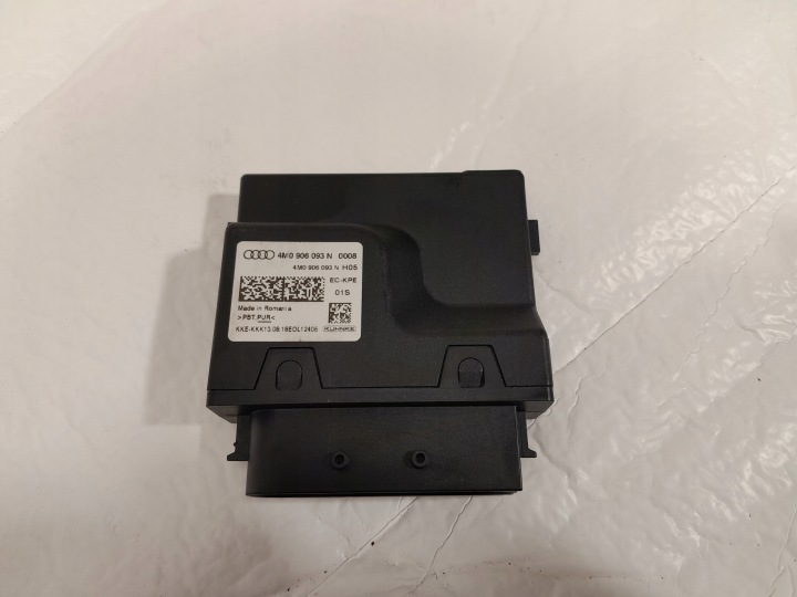 PORSCHE CAYENNE 9Y module control unit POMPY of the fuel 4M0906093N