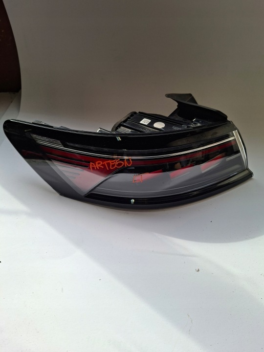 Feux phare Arrière Gauche VW ARTEON LED 82080106