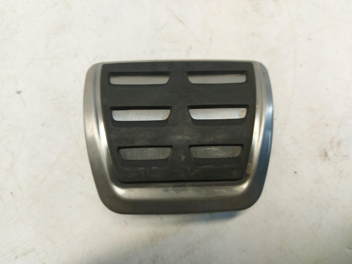 Audi A7 4K8 LIFT 45 TFSI poklopčić za PEDAL kočnice 8W2723173