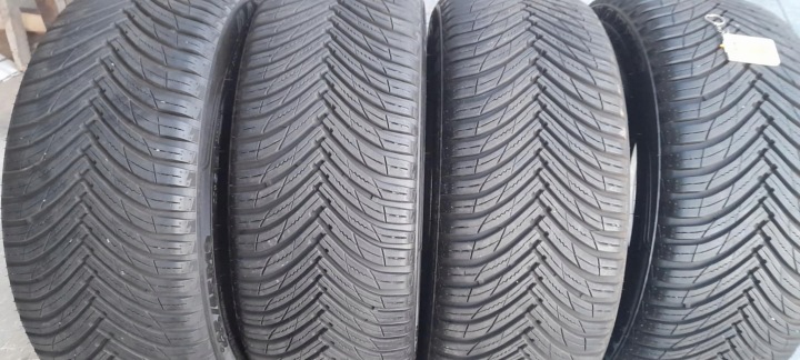 MAXXIS PREMITRA ALL SEASON AP3 SUV 235/45R19 99W