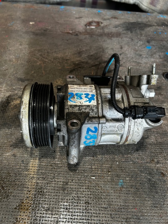 2837. Compresseur Climatisateur air conditionné PEUGEOT CITROEN 9827529180