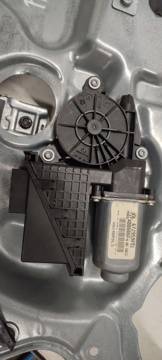 Motor Fenster rechts vorne VW Polo 9N LIFT 5D 1,4 16V