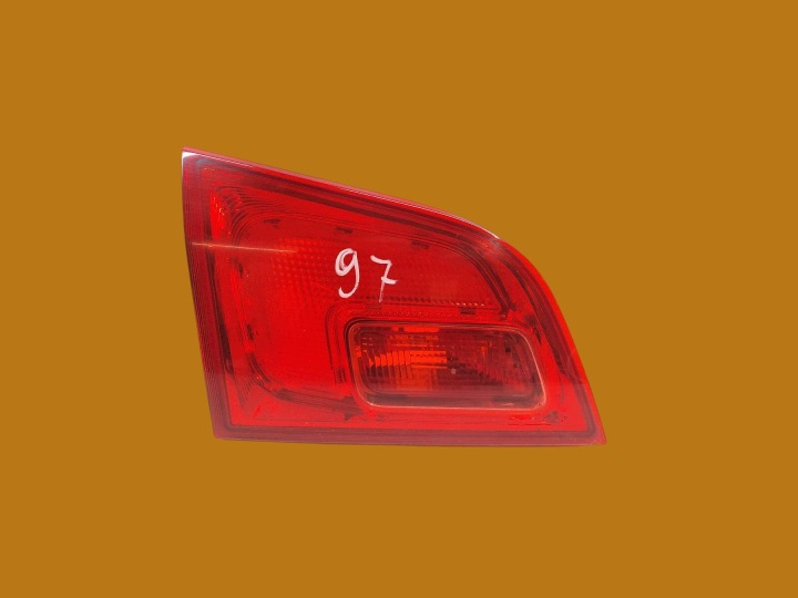 far stražnji dio u prtljažniku lijeva KOMBI 13282246 Opel Astra IV (2009- 2020 ) J