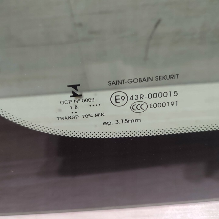 FENSTER Seitlich hinten heck Seite links Peugeot Rifter E000191