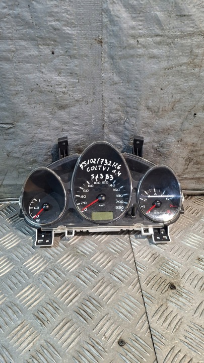 Instruments tachymètre compte tours Horloge montre tableau bord MITSUBISHI COLT VI 1.1