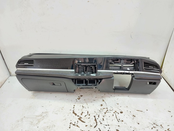 VW Passat R B9 3J0 2025r dashboard console cockpit oryg ANGLIK vwpasb89,947464